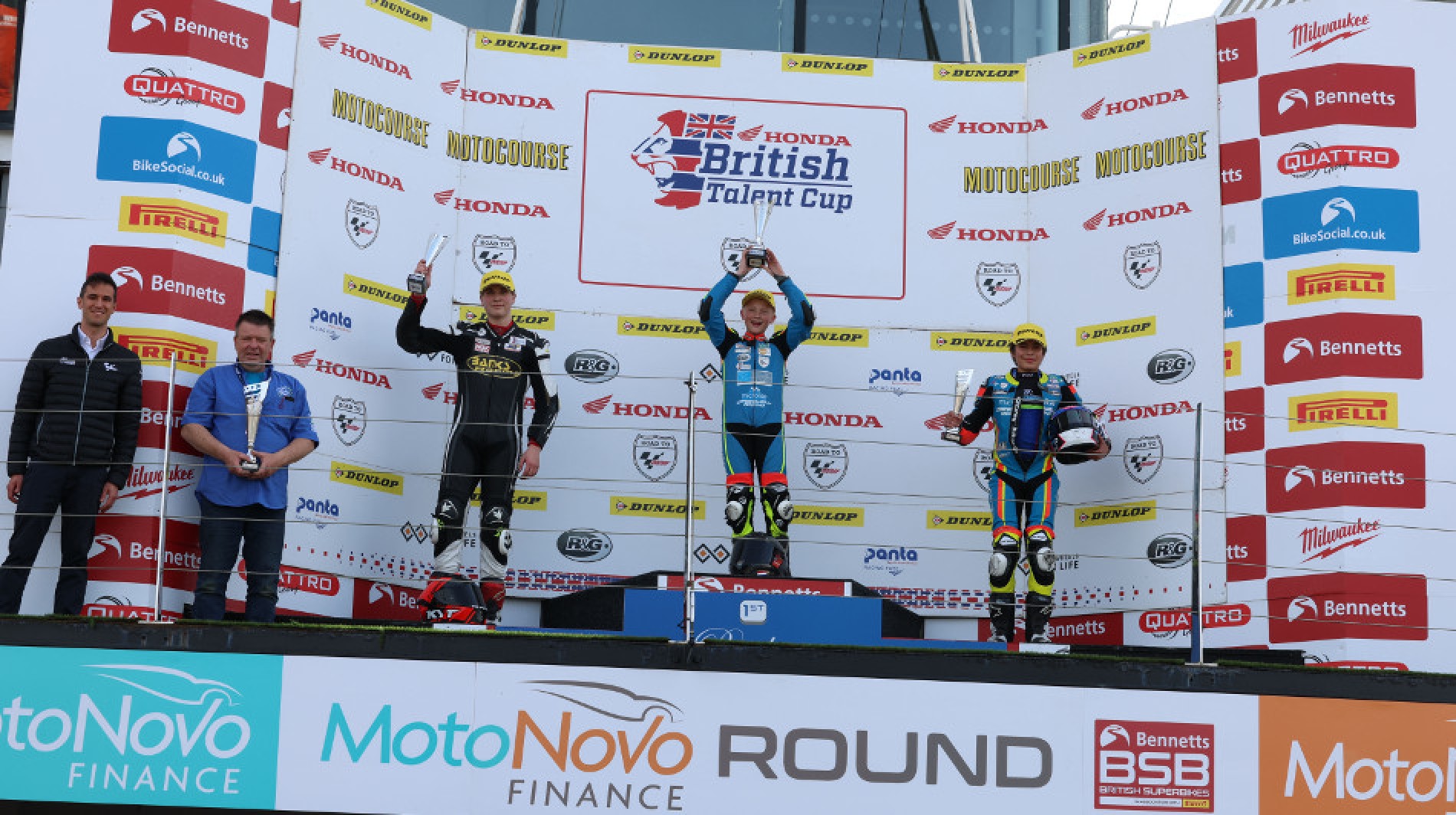 Podium Race 2