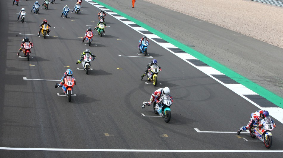 Race 2 at Silverstone