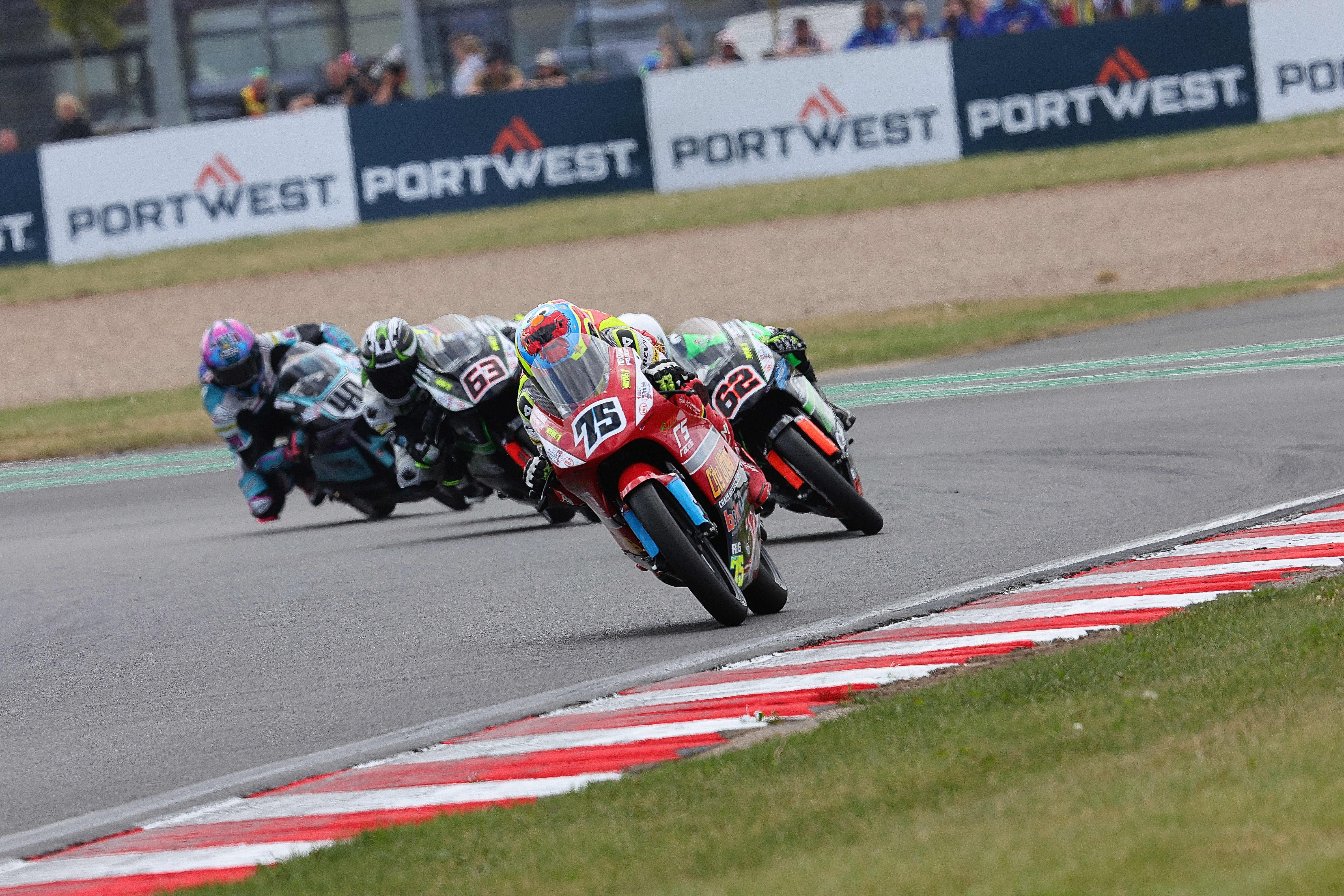 Round 1 Donington Park Race 1