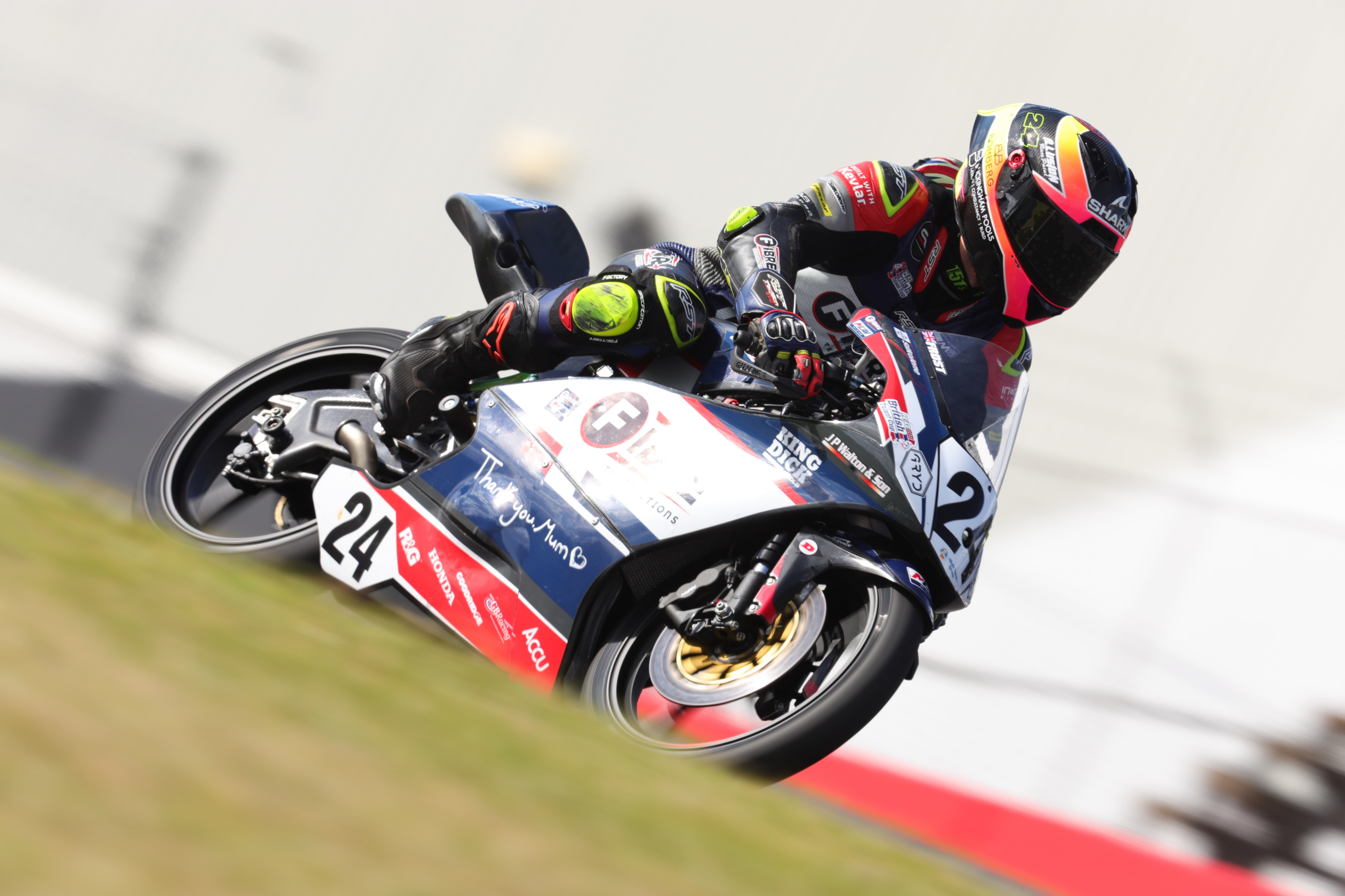 Round 6 Donington Race 3
